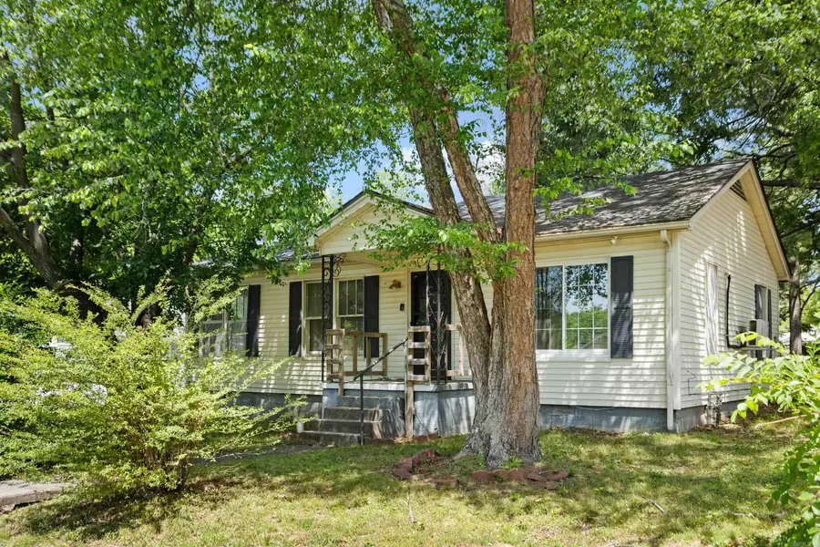 644 W Matthews Ave, Jonesboro, AR 72401 - #2
