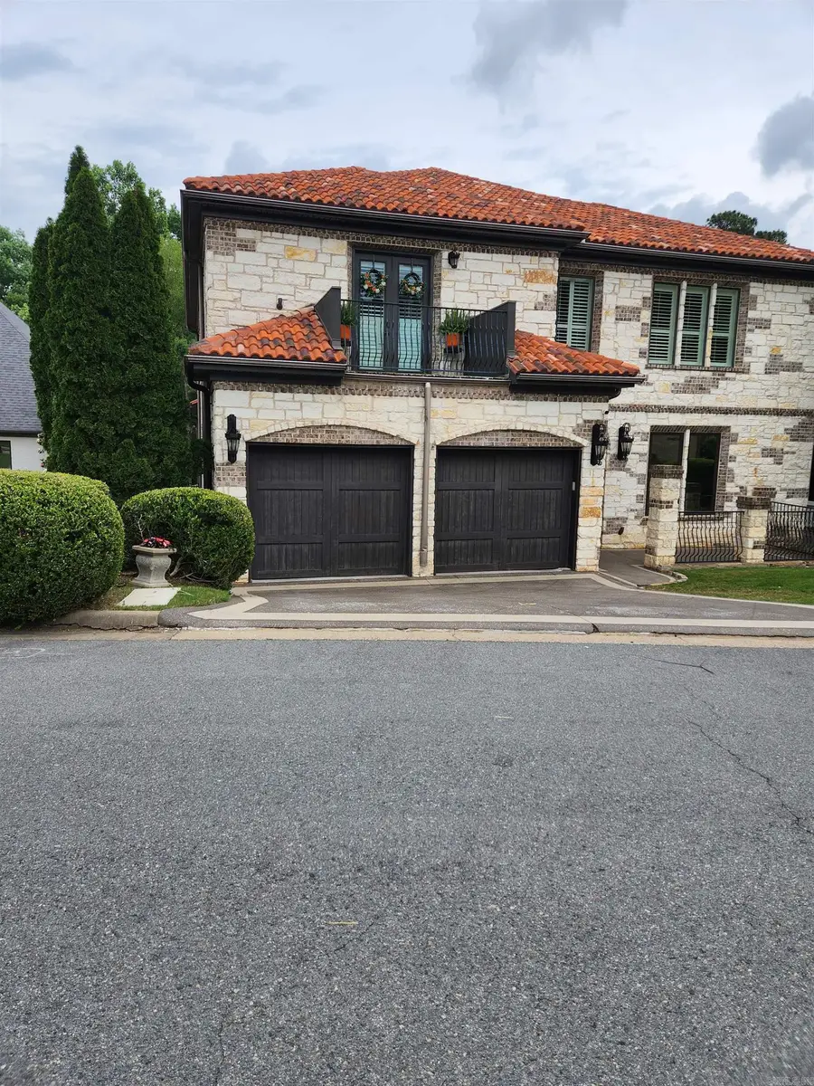 11 La Scala Court, Little Rock, AR 72212 - #3