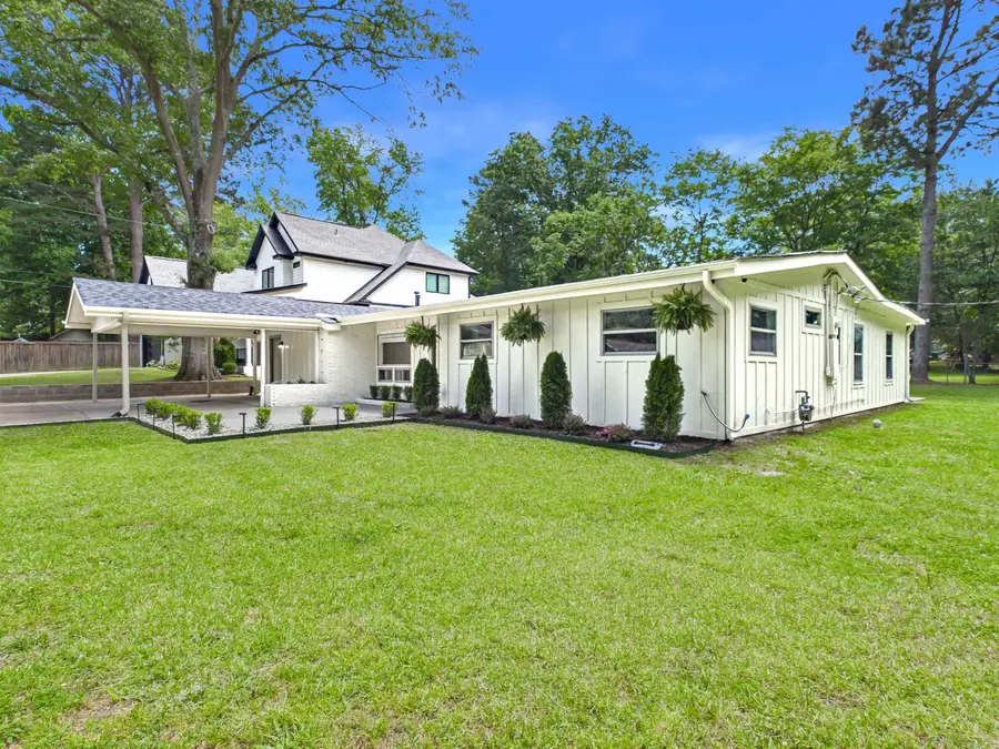 2615 Flakewood Road, Little Rock, AR 72207 - #3