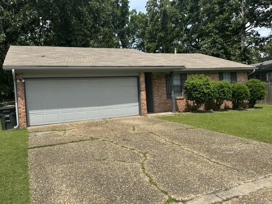 306 Lynnewood Drive, Sherwood, AR 72076 - #2