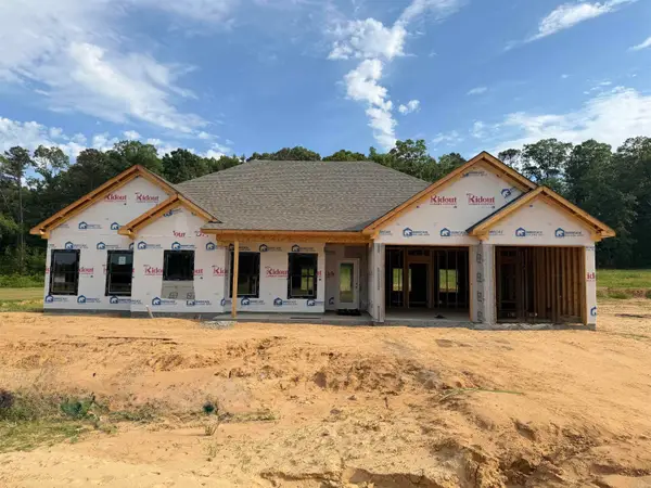 1136 Duke Drive, Bauxite, AR 72011
