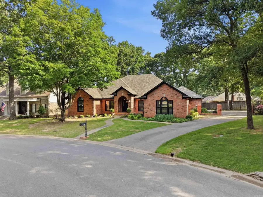 370 Pippinpost Drive, Conway, AR 72034 - #2