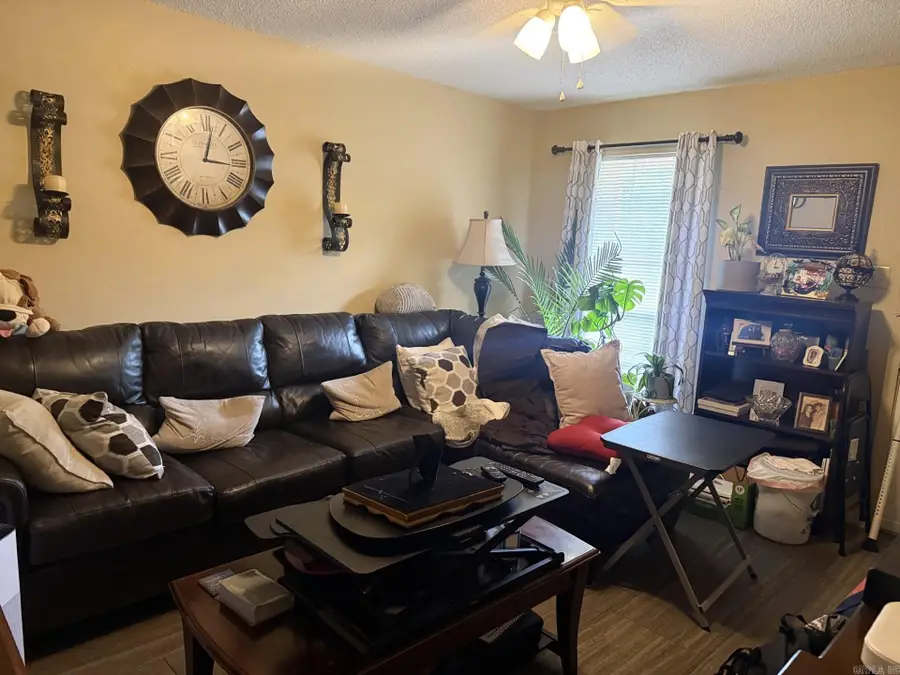 8403 E Woodview Drive, Sherwood, AR 72120 - #3