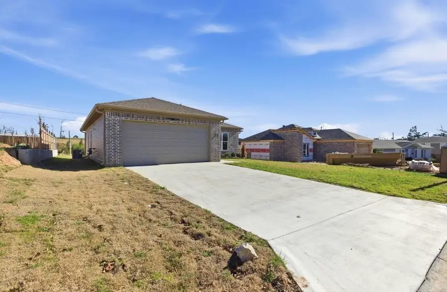 31 Walnut Valley Drive, Little Rock, AR 72211 - #3