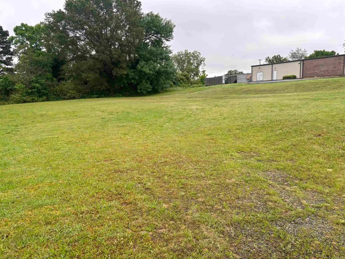 000 N Maple Street, Searcy, AR 72143 - #1