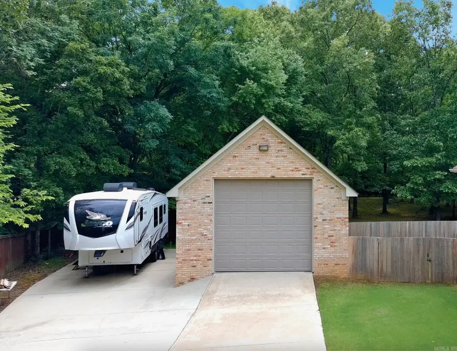 134 Lakeland Drive, Cabot, AR 72023 - #2