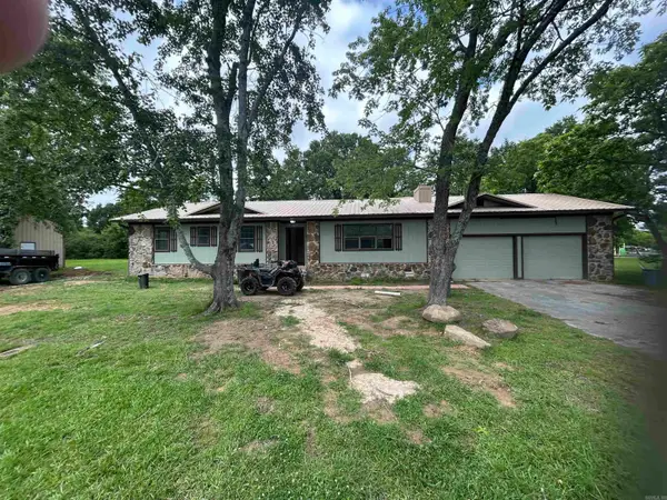 308 SW 2nd St., Russell, AR 72139