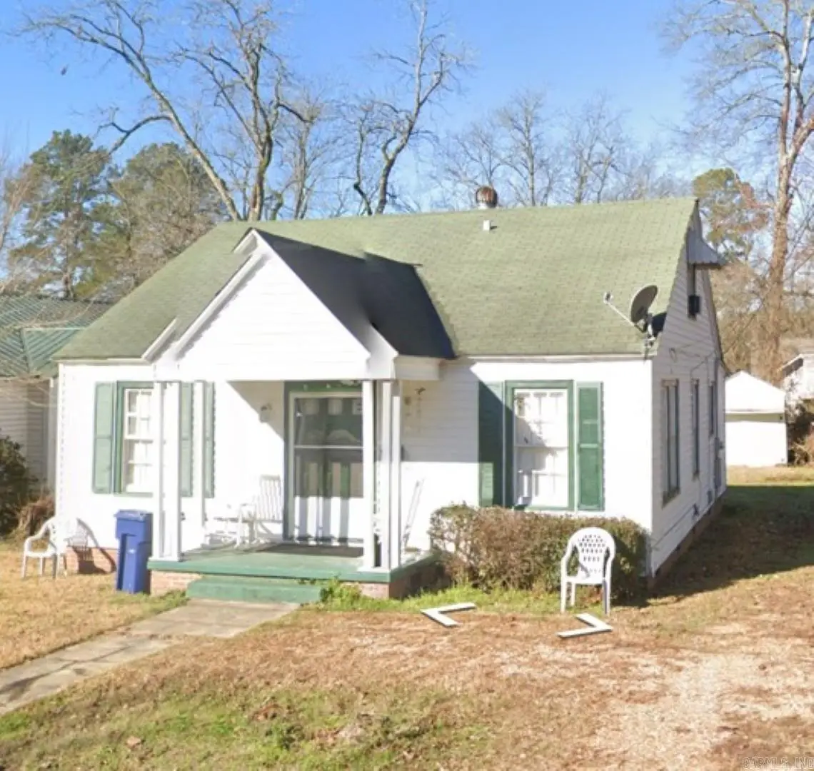 206 N Agee Ave, Camden, AR 71701 - #1