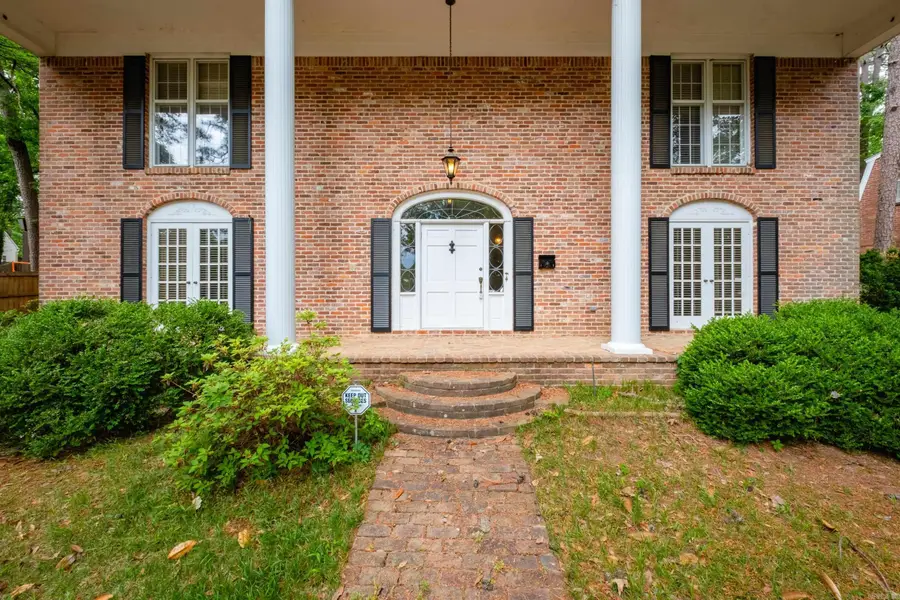 3118 Foxcroft Road, Little Rock, AR 72227 - #2