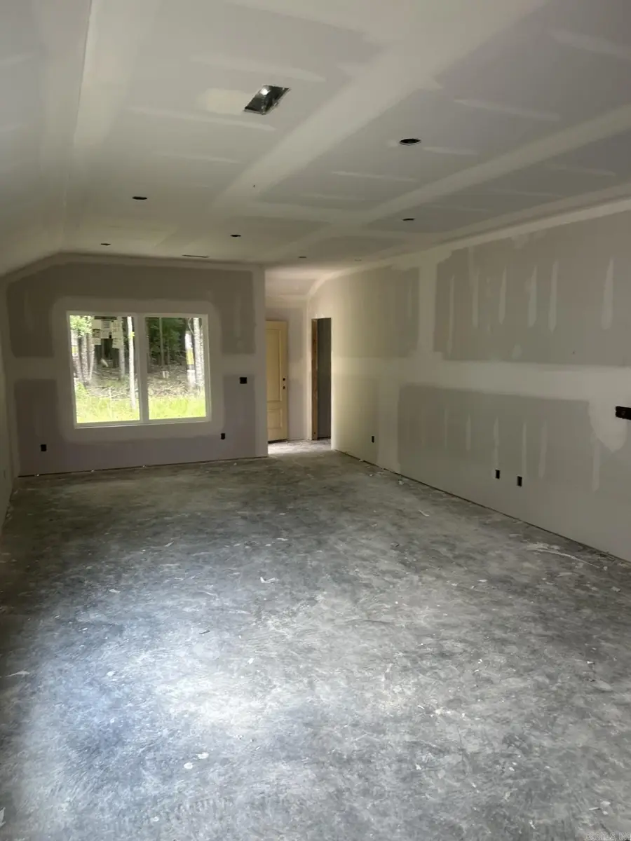 144 Jonathan Drive, Maumelle, AR 72113 - #3