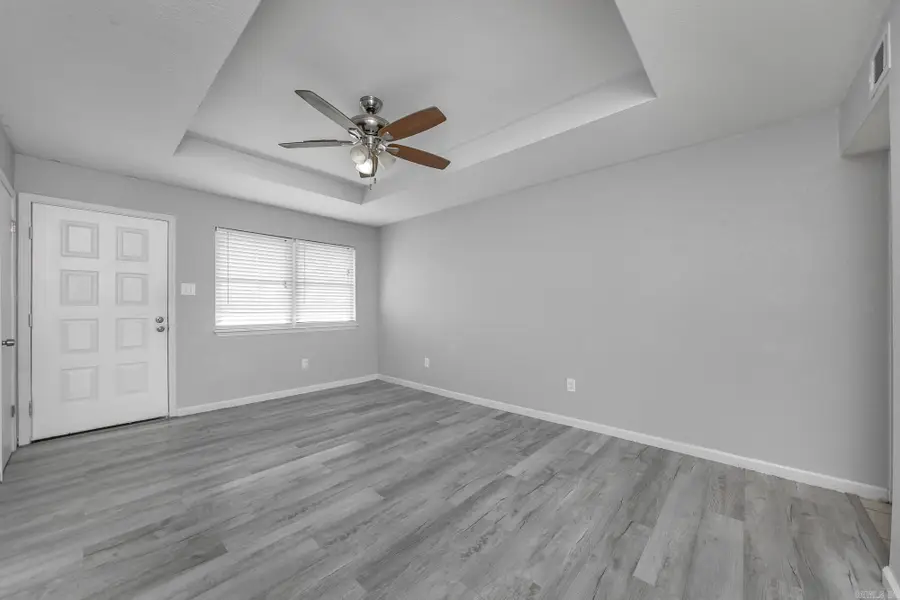 219 S Center Street, Conway, AR 72034 - #3