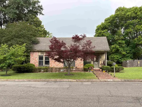 Address Withheld By Seller, Benton, AR 72015