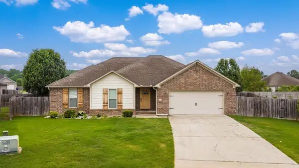 13 Tigers Eye Cove, Greenbrier, AR 72058