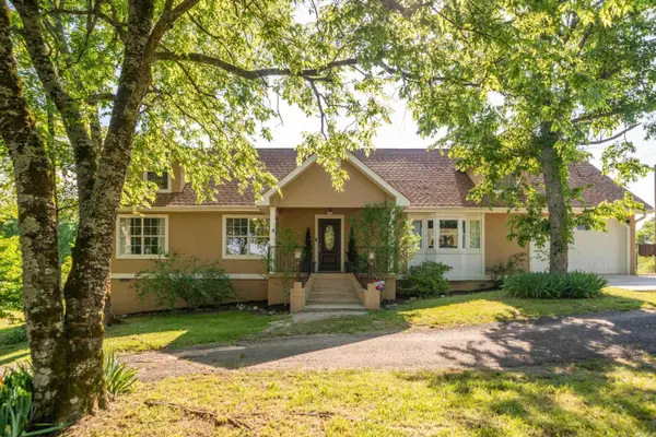 118 Pearcy Road, Hot Springs National Park, AR 71933