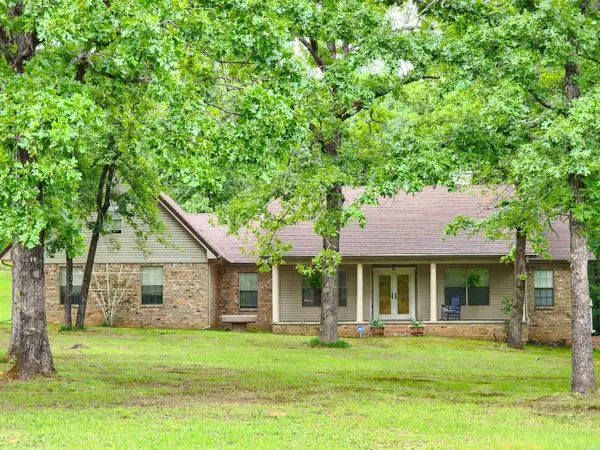 296 Deer Creek Drive, Cabot, AR 72023