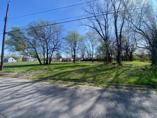 1108 N F St. Street, North Little Rock, AR 72114 - #2