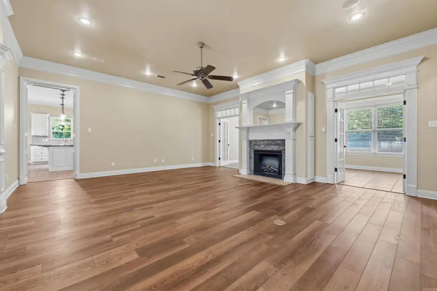 305 Edgewood Dr, Cabot, AR 72023 - #3