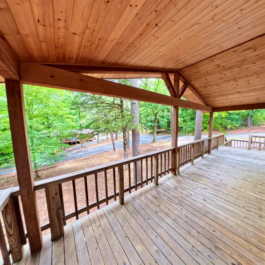 636 W Cliff Drive, Fairfield Bay, AR 72088 - #2