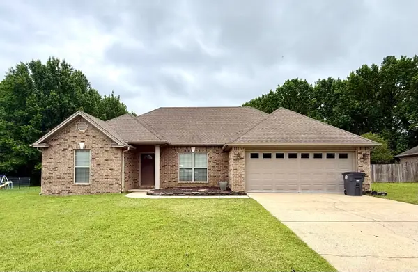 84 Rebecca Lane, Searcy, AR 72143