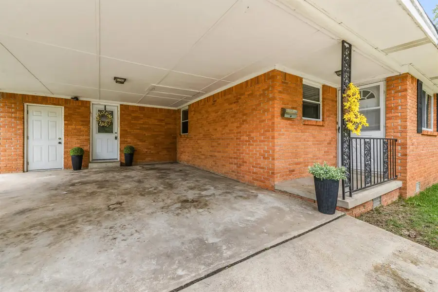 513 E Devon Avenue, Sherwood, AR 72120 - #2
