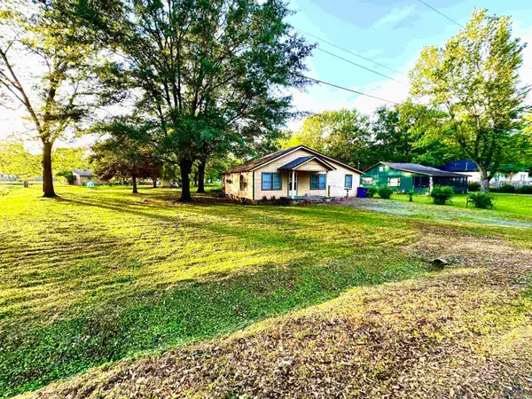 311 E College St., Beebe, AR 72012