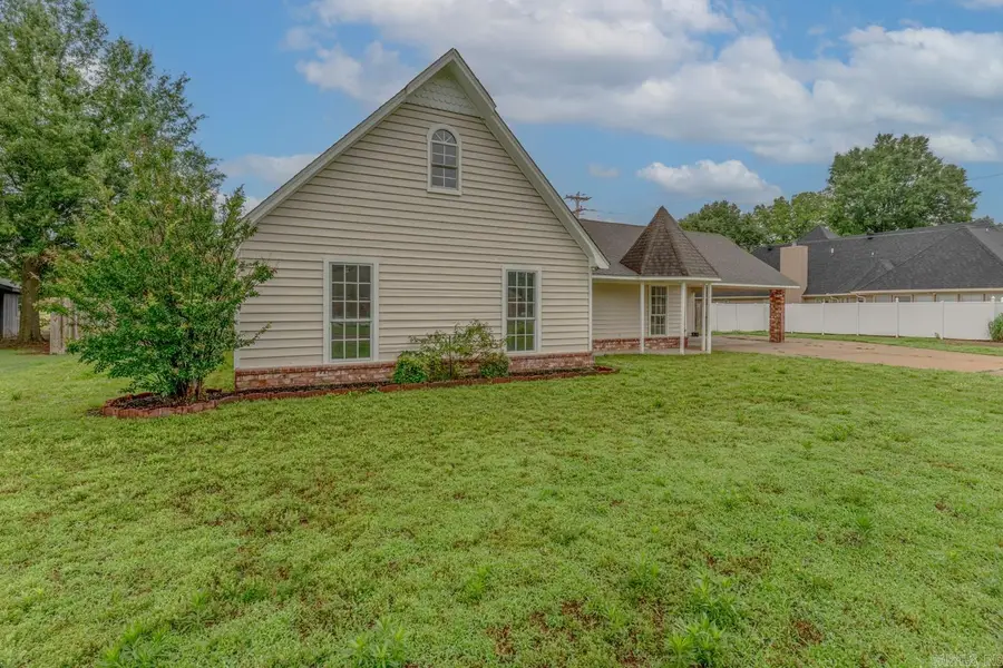 504 Honeysuckle Lane, Trumann, AR 72472 - #3