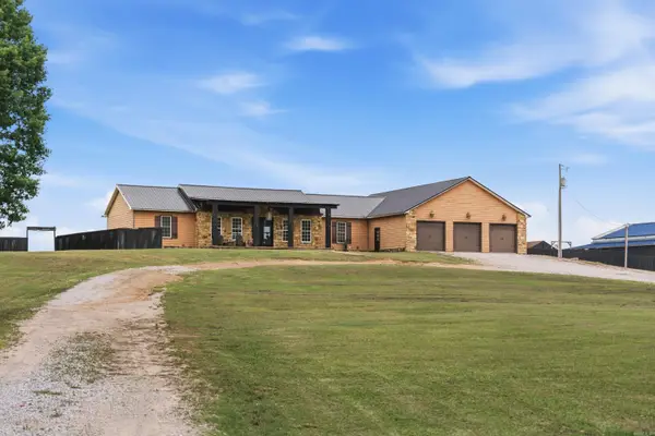 115 East Hawkview Place, Royal, AR 71968