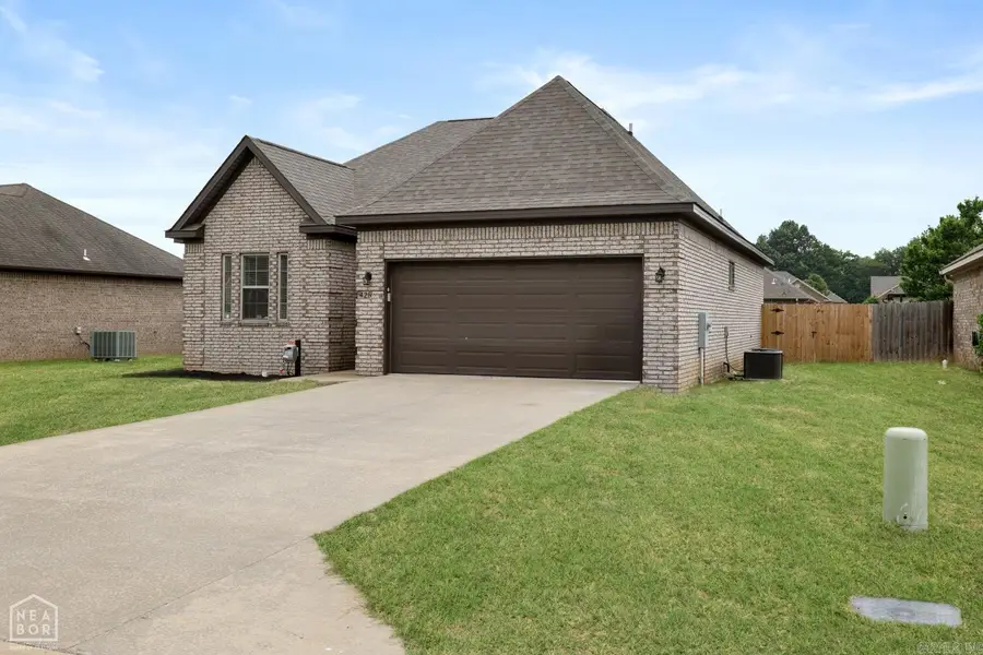 425 Brookstone Drive, Jonesboro, AR 72404 - #2