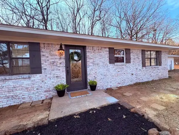 Address Withheld By Seller, Ozark, AR 72949