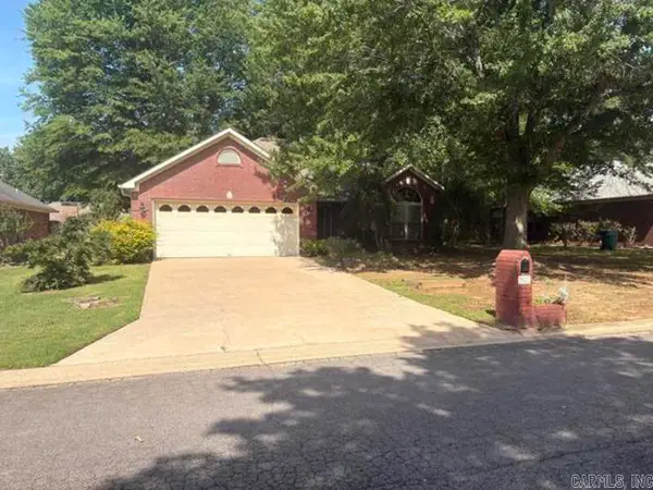 2125 Sprucewood Drive, Conway, AR 72032