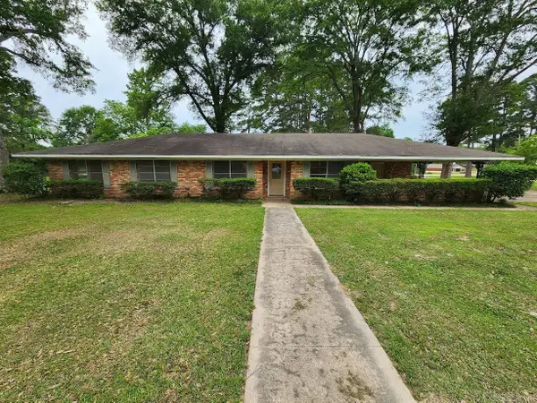 600 S Pine, Junction City, LA 71256