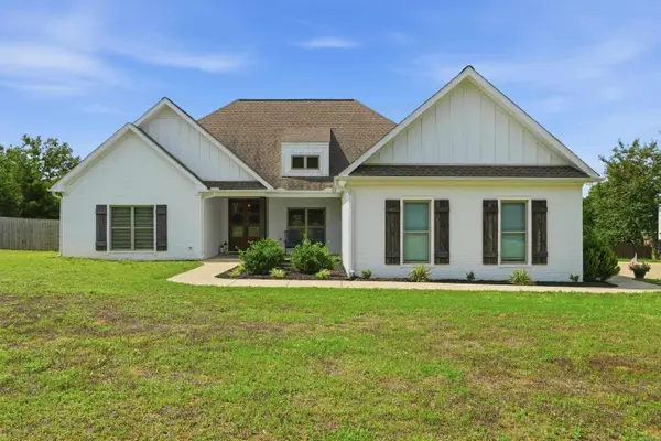 64 Hargrove Road, Greenbrier, AR 72058