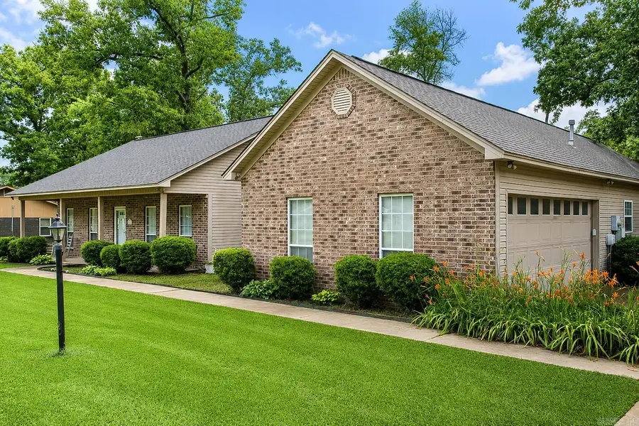 211 Betty Street, White Hall, AR 71602 - #2