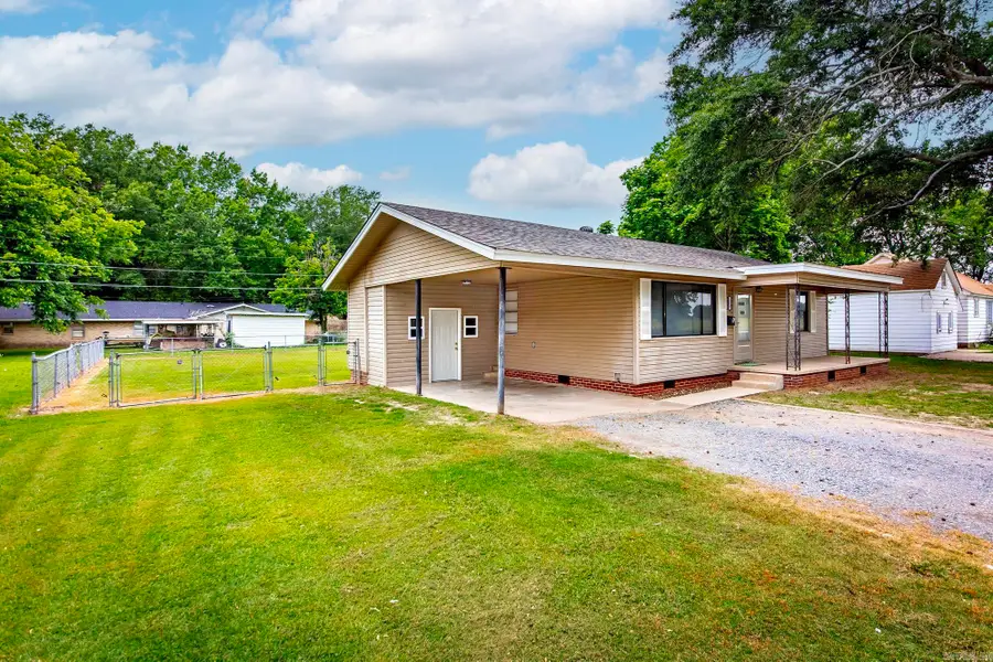 513 NE 1st Street, England, AR 72046 - #2
