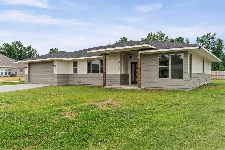 1023 E Languille Avenue, Wynne, AR 72396 - #3