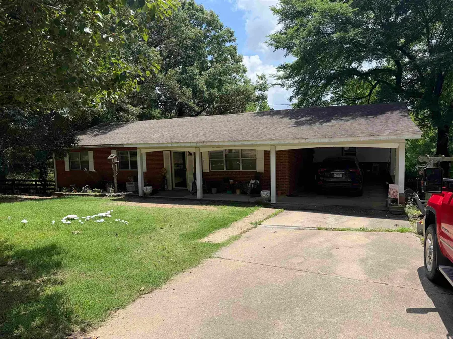 1700 S 12th Avenue, Piggott, AR 72454 - #2