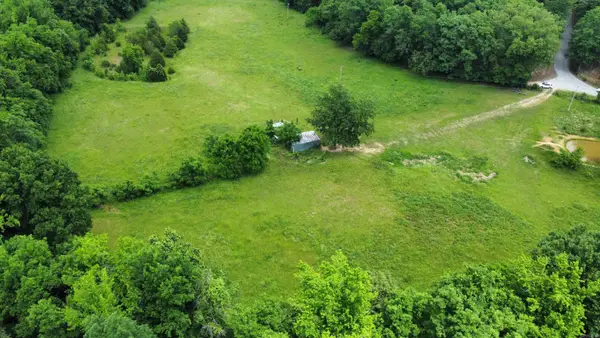000 Cedar Hills Road, Mountain View, AR 72560