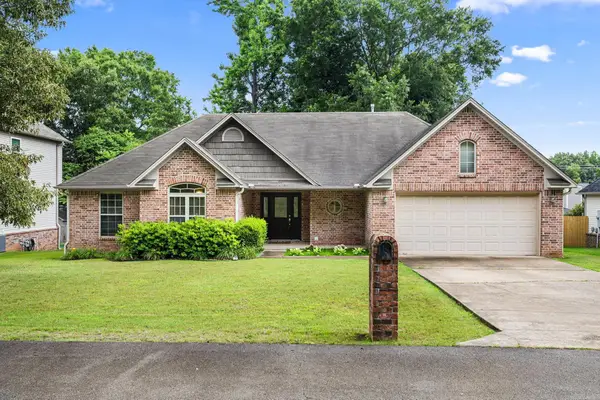 1032 Golden Hills Drive, Cabot, AR 72023