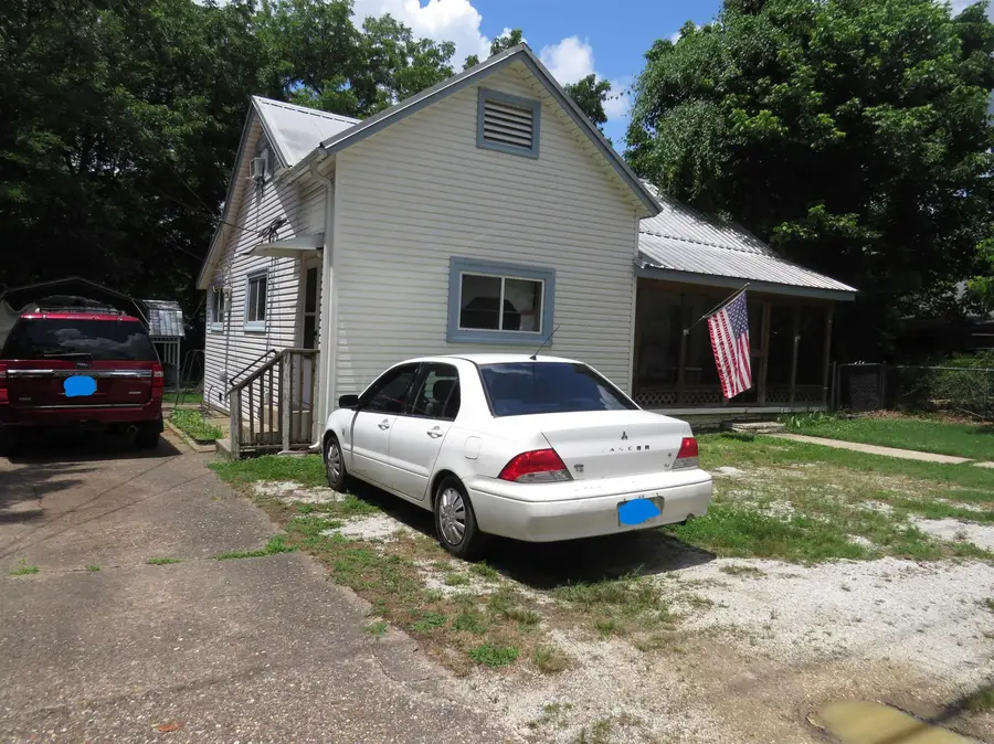 521 S Border Street, Benton, AR 72015 - #3