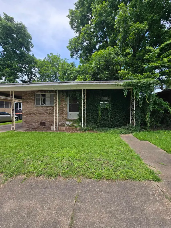 1019 E 6th Avenue, Pine Bluff, AR 71601