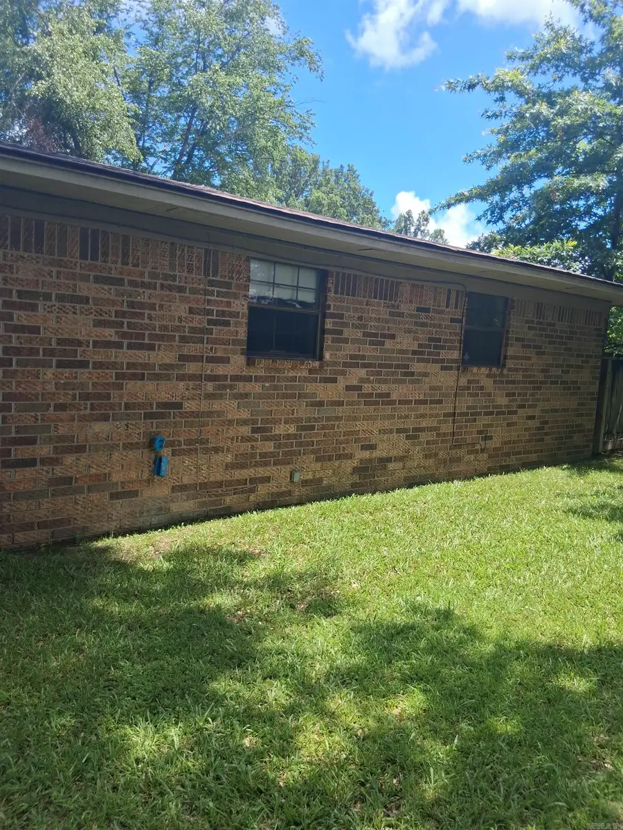 Address Withheld By Seller, Stuttgart, AR 72160 - #2