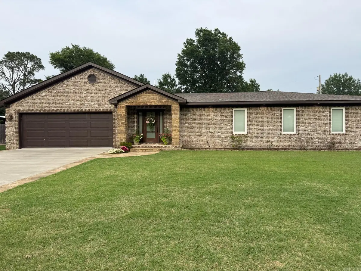 2119 Coker Hampton, Stuttgart, AR 72160 - #1