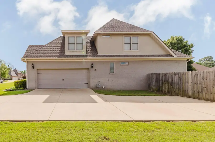 5512 Milan Avenue, Benton, AR 72019 - #3