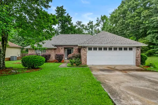 2402 Austin Oaks Drive, Sherwood, AR 72120