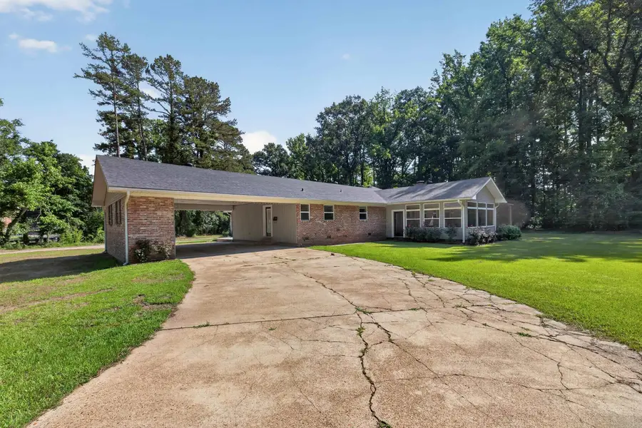 866 N 12th Street, Arkadelphia, AR 71923 - #2