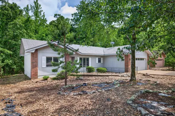 15 Playa Place, Hot Springs Village, AR 71909