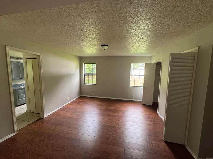 1209 N 3rd St, Ozark, AR 72949 - #3