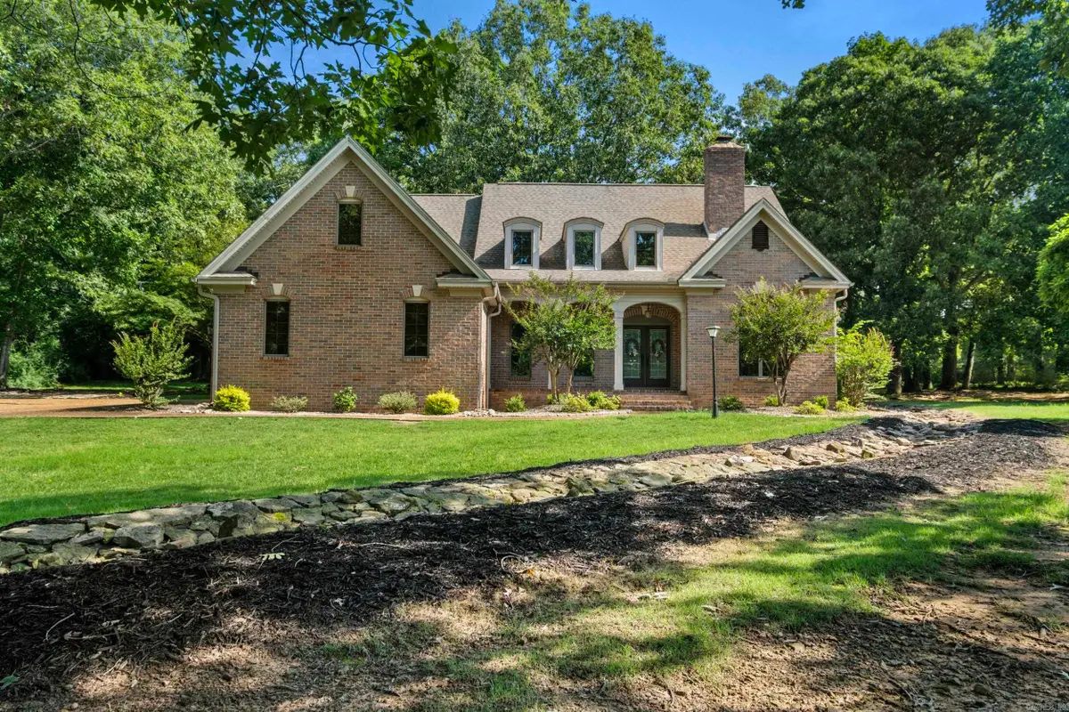 4 Robinwood Dr, Searcy, AR 72143 - #1