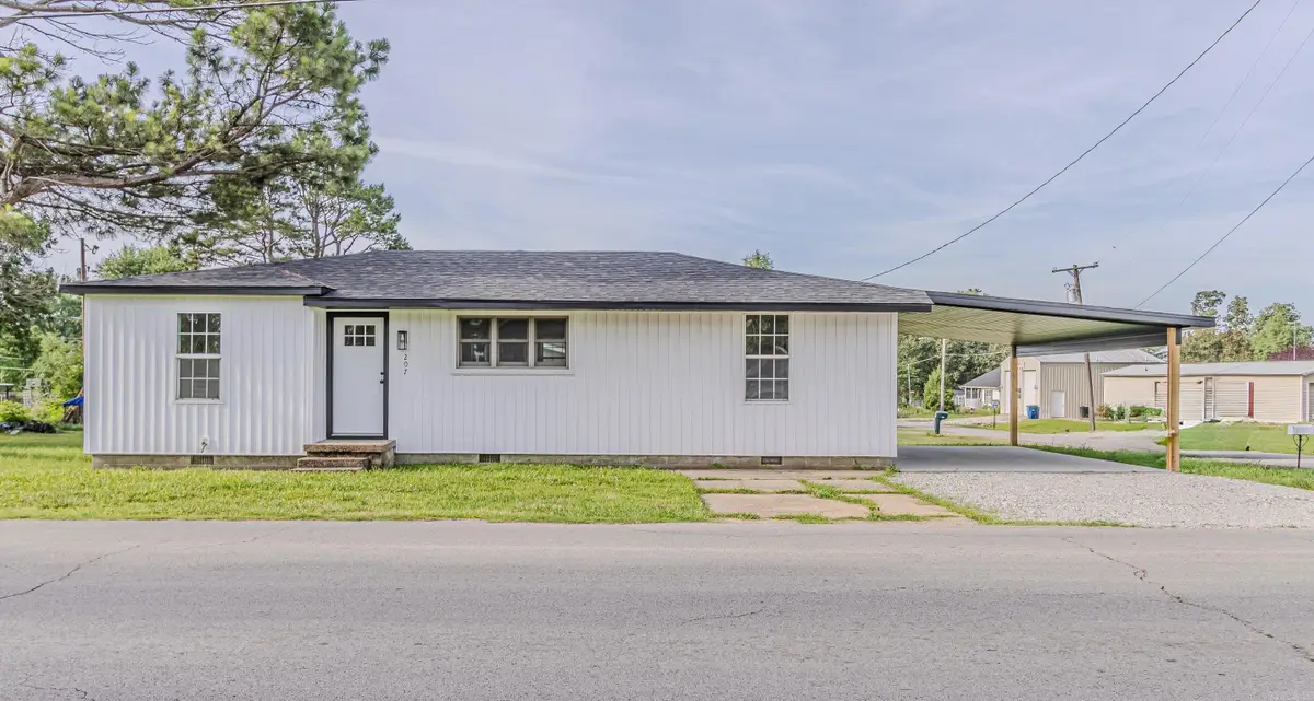 207 W Franklin, Marmaduke, AR 72443 - #1