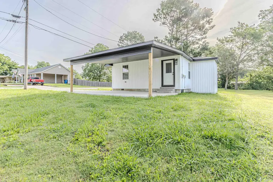 207 W Franklin, Marmaduke, AR 72443 - #3